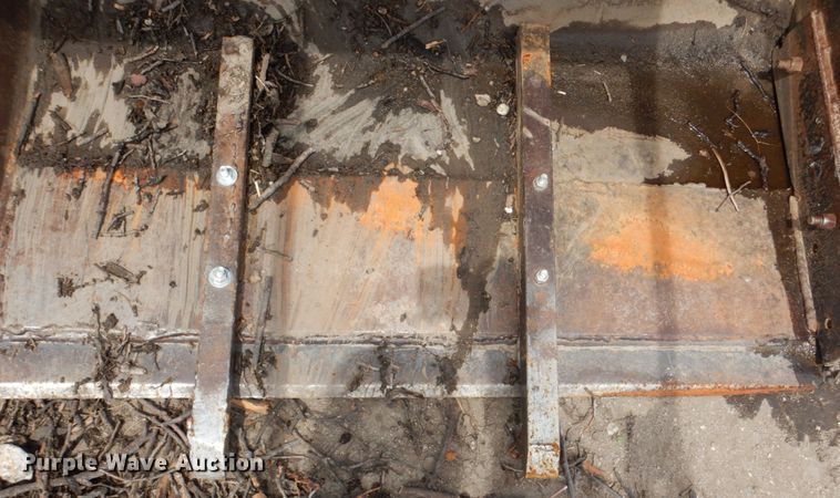 image for item DN7388 International Hydro  tractor