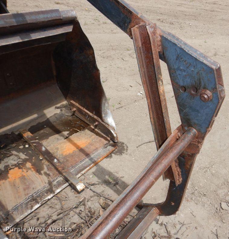 image for item DN7388 International Hydro  tractor