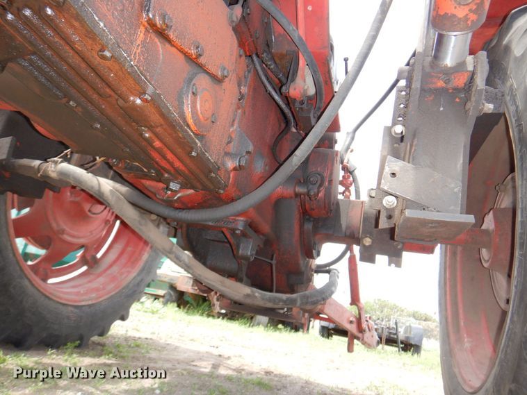 image for item DN7388 International Hydro  tractor