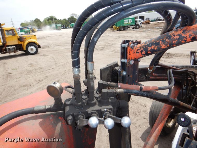 image for item DN7388 International Hydro  tractor