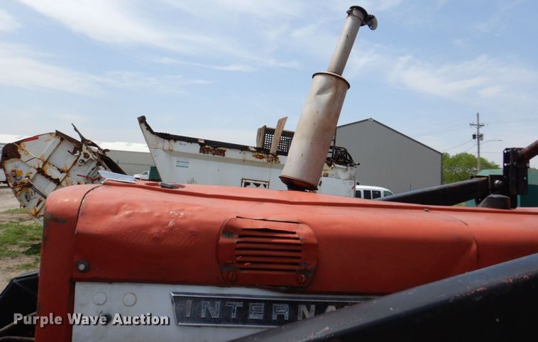 image for item DN7388 International Hydro  tractor