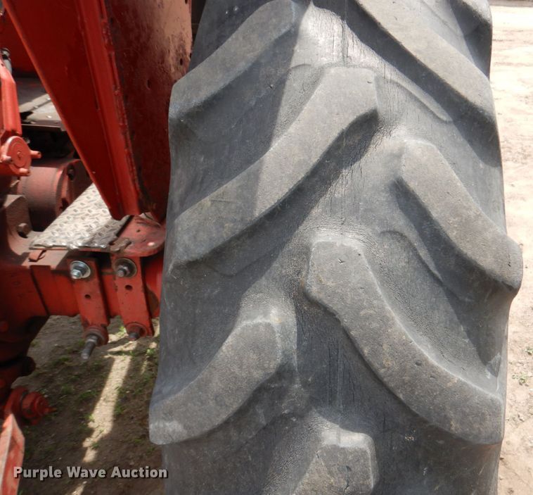 image for item DN7388 International Hydro  tractor