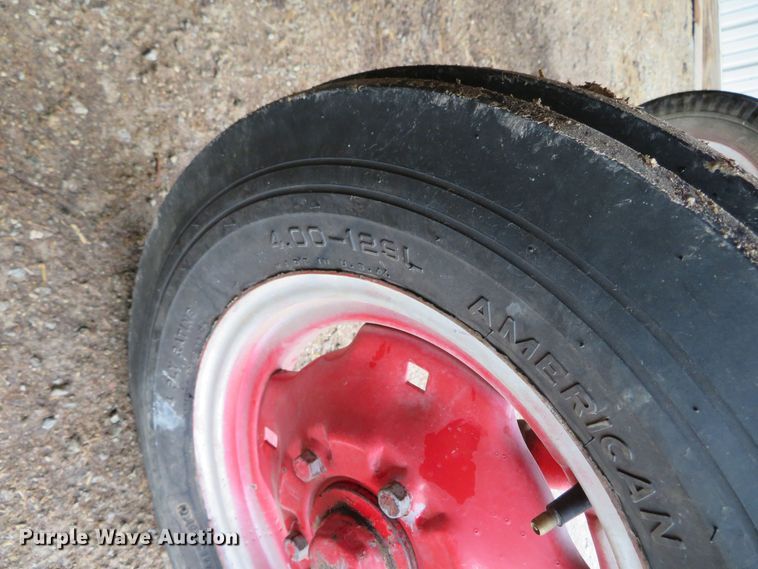 image for item DN7977 International F-Cub  tractor