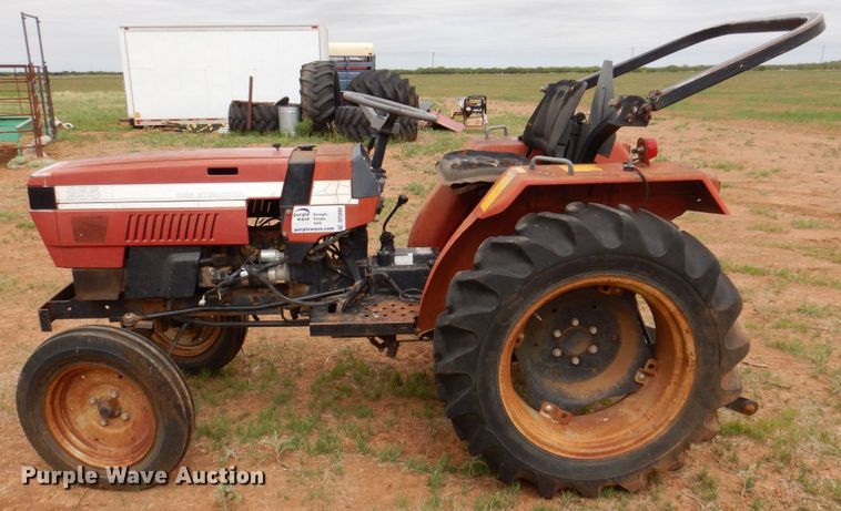 image for item DP3988 Case IH 255  tractor