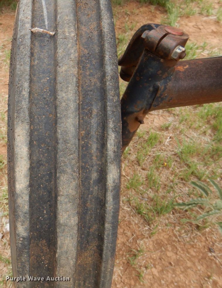 image for item DP3988 Case IH 255  tractor