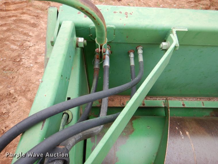 image for item DP3991 1993 John Deere 9600  combine