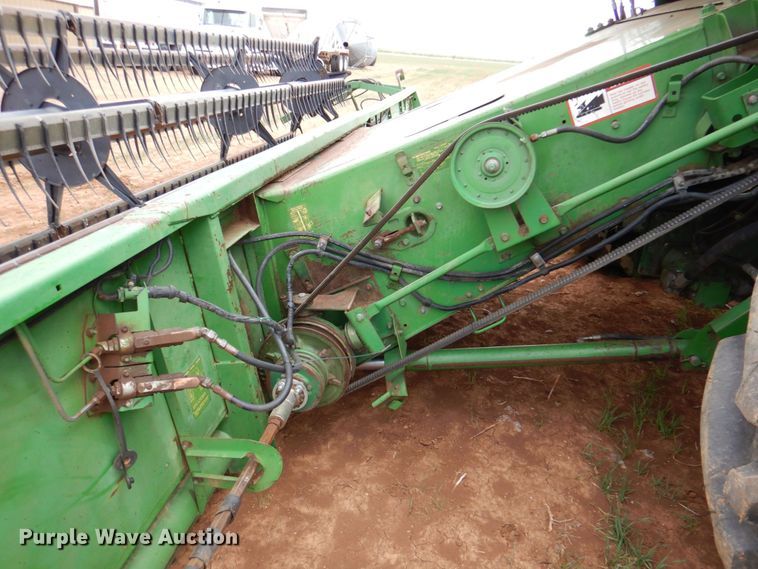 image for item DP3991 1993 John Deere 9600  combine