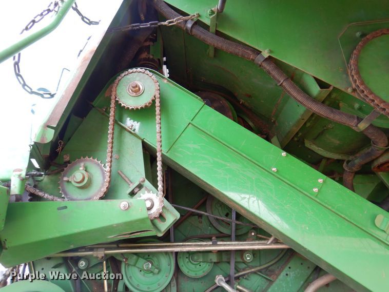 image for item DP3991 1993 John Deere 9600  combine