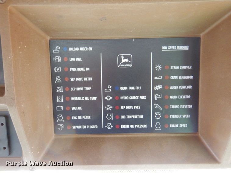 image for item DP3991 1993 John Deere 9600  combine