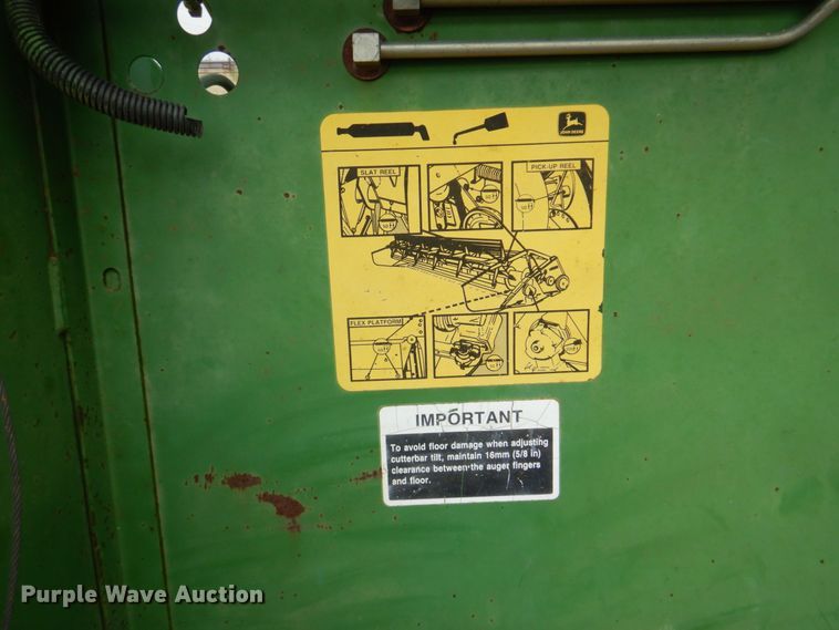 image for item DP3991 1993 John Deere 9600  combine