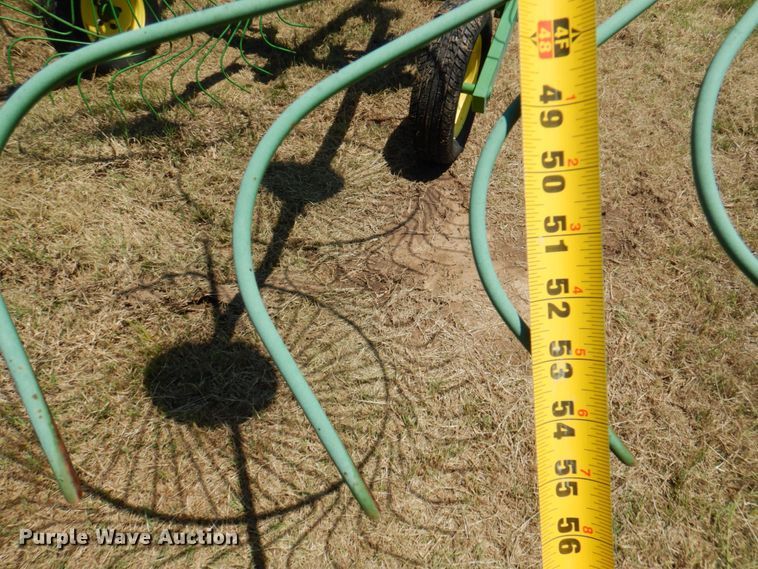 image for item DP4003 John Deere 702  hay rake