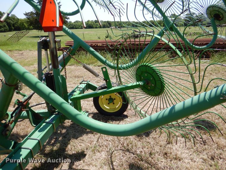 image for item DP4003 John Deere 702  hay rake