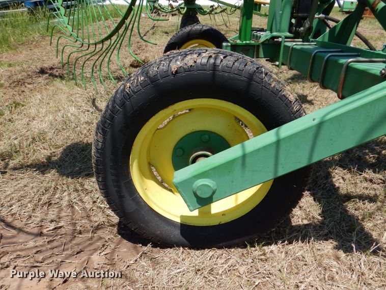 image for item DP4003 John Deere 702  hay rake
