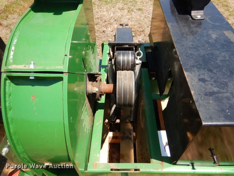 image for item DP4005 Frontier WC1105  wood chipper