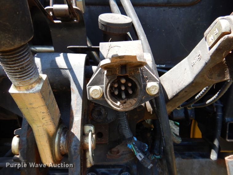 image for item DP4006 2005 John Deere 5225  MFWD tractor