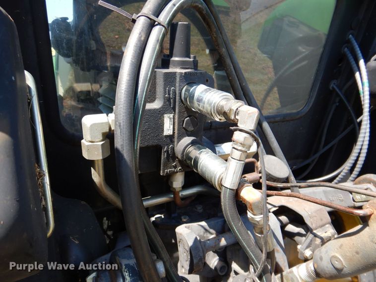 image for item DP4006 2005 John Deere 5225  MFWD tractor