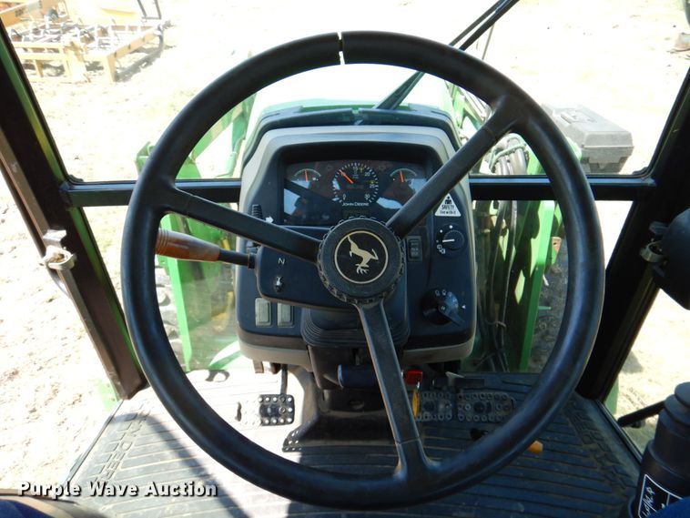 image for item DP4006 2005 John Deere 5225  MFWD tractor
