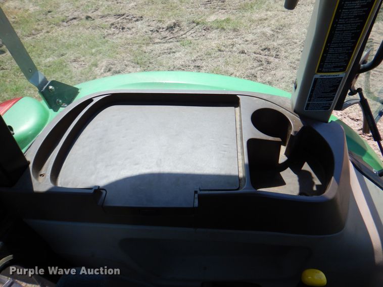 image for item DP4006 2005 John Deere 5225  MFWD tractor