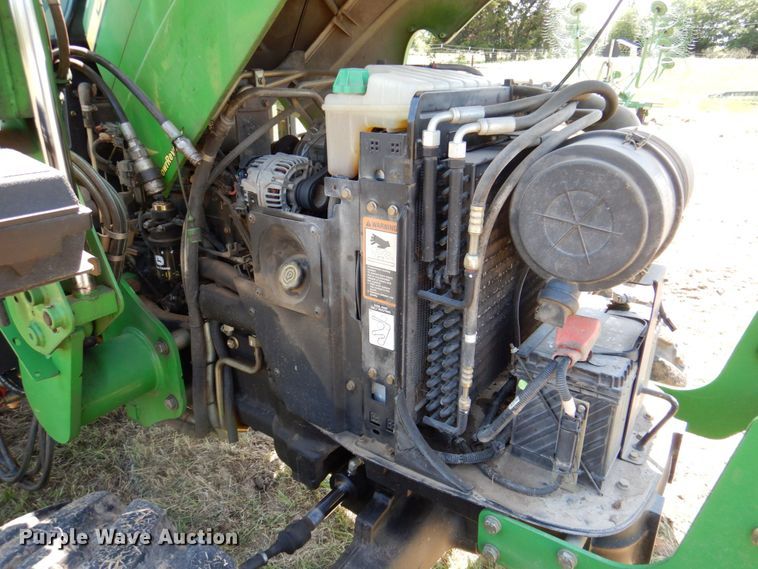 image for item DP4006 2005 John Deere 5225  MFWD tractor