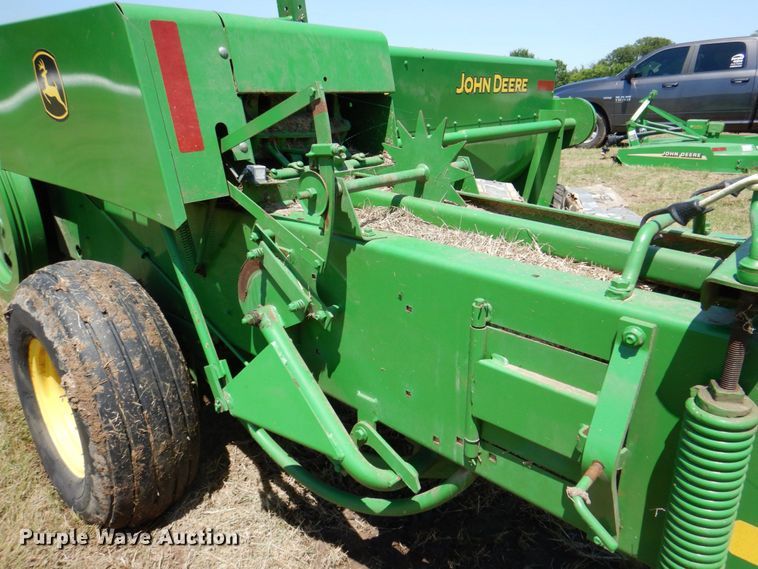 image for item DP4009 2008 John Deere 348  small square baler