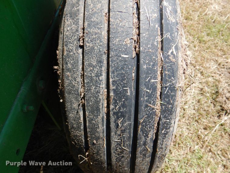 image for item DP4009 2008 John Deere 348  small square baler