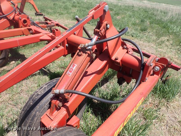 image for item DP4651 Sunflower Fallow King 3050-35  field cultivator