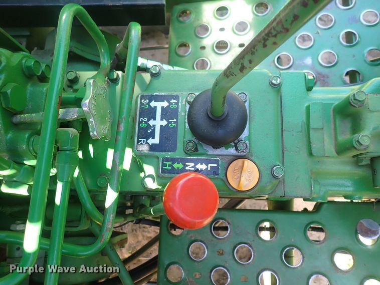 image for item DP4660 John Deere 850  MFWD tractor