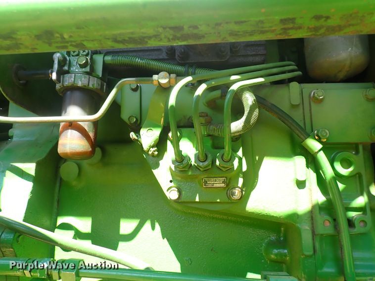 image for item DP4660 John Deere 850  MFWD tractor