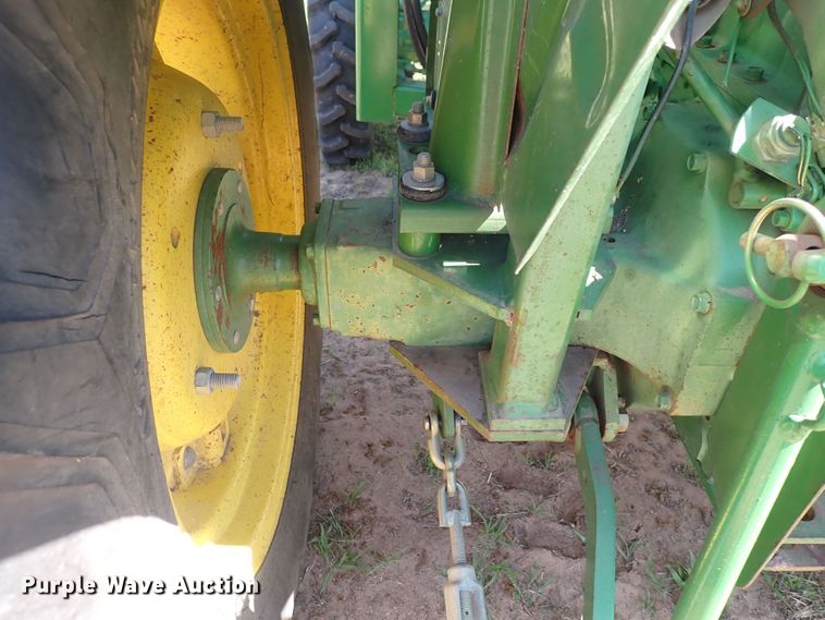image for item DP4660 John Deere 850  MFWD tractor