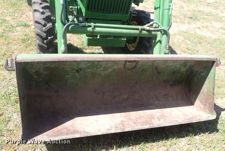 image for item DP4660 John Deere 850  MFWD tractor