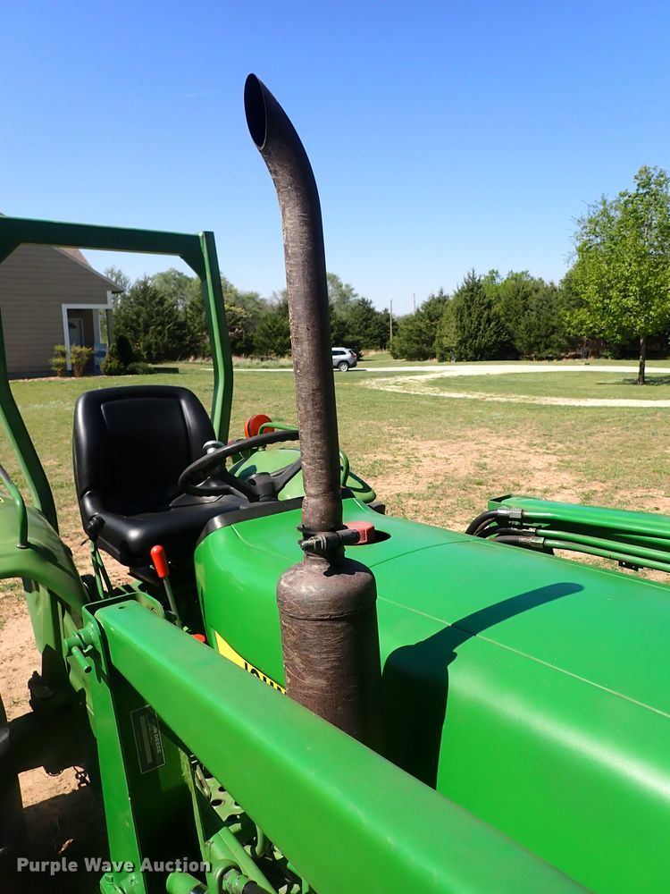 image for item DP4660 John Deere 850  MFWD tractor