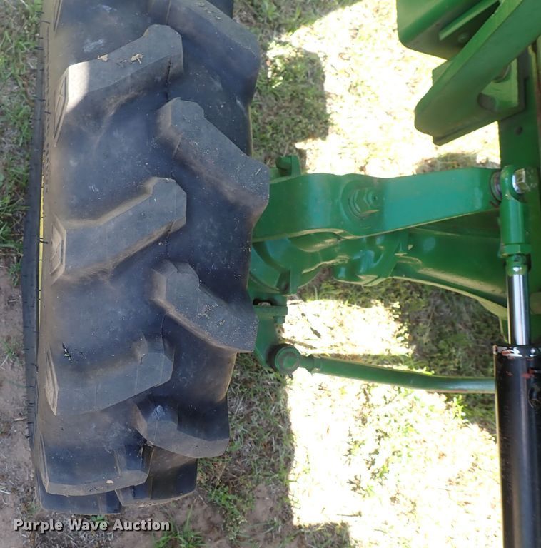 image for item DP4660 John Deere 850  MFWD tractor