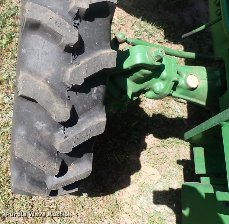 image for item DP4660 John Deere 850  MFWD tractor