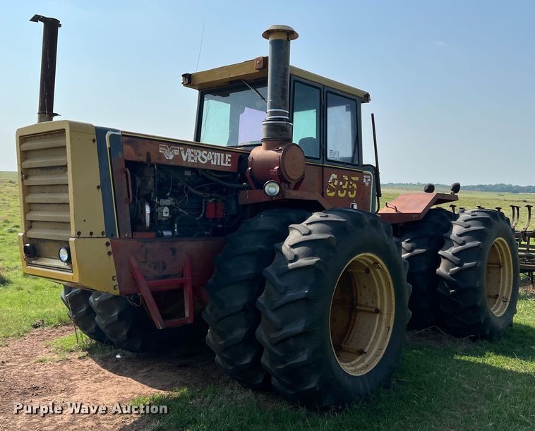 image for item DR1339 1981 Versatile 895  4WD tractor