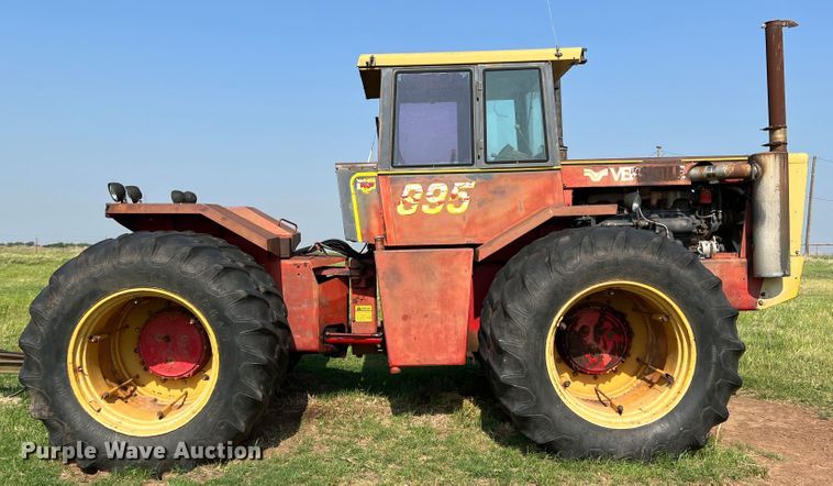 image for item DR1339 1981 Versatile 895  4WD tractor