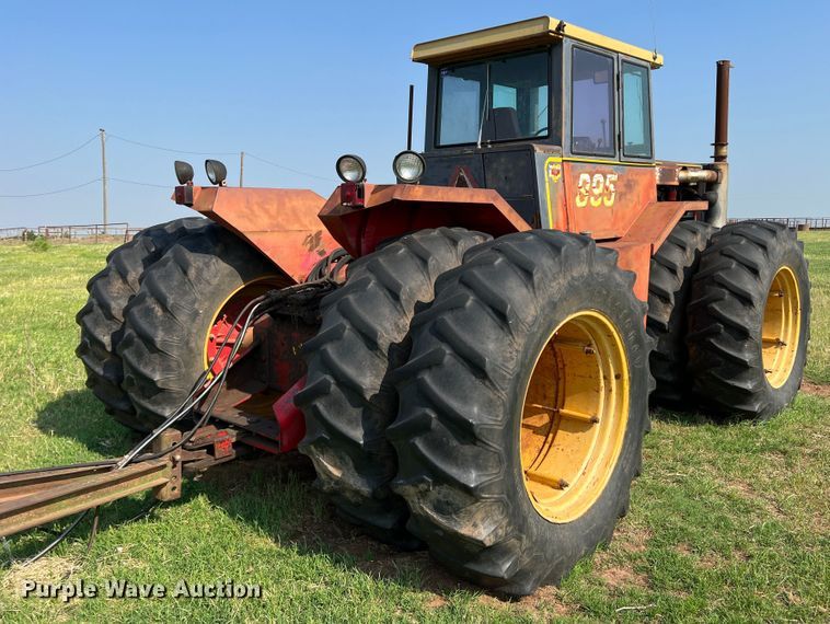 image for item DR1339 1981 Versatile 895  4WD tractor