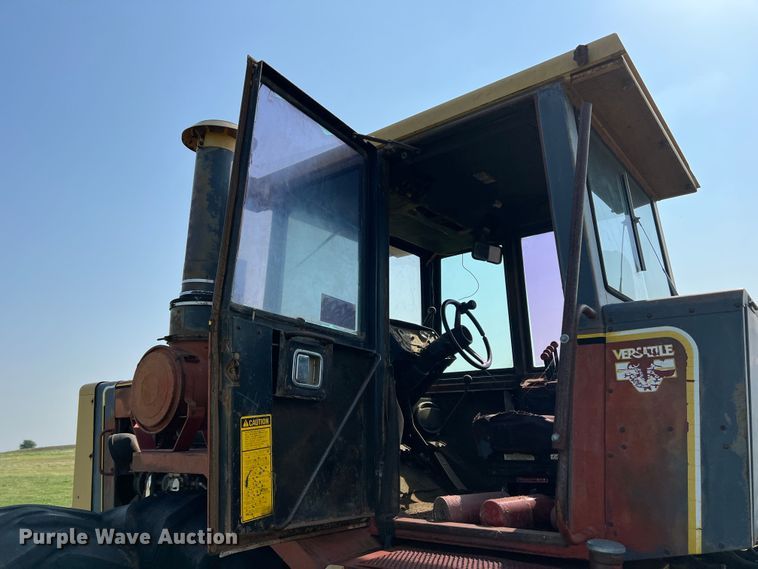 image for item DR1339 1981 Versatile 895  4WD tractor