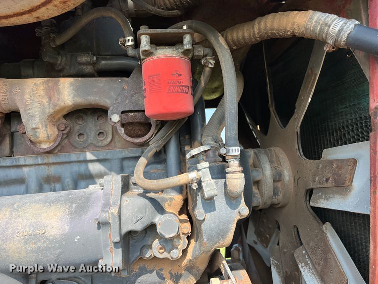 image for item DR1339 1981 Versatile 895  4WD tractor