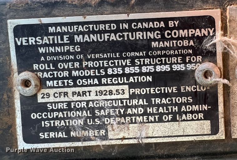 image for item DR1339 1981 Versatile 895  4WD tractor