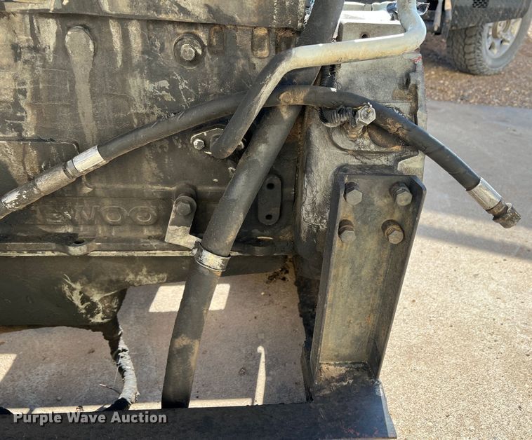 image for item DR1341 2001 Daewoo  engine