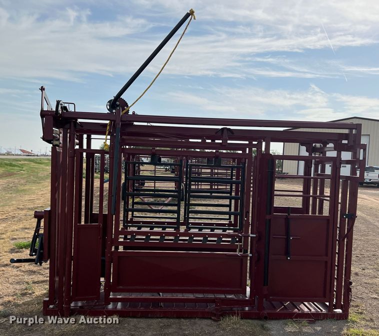 image for item DR1344 Livestock squeeze chute