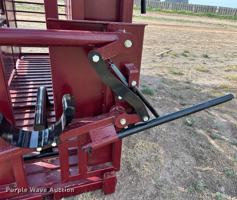image for item DR1344 Livestock squeeze chute