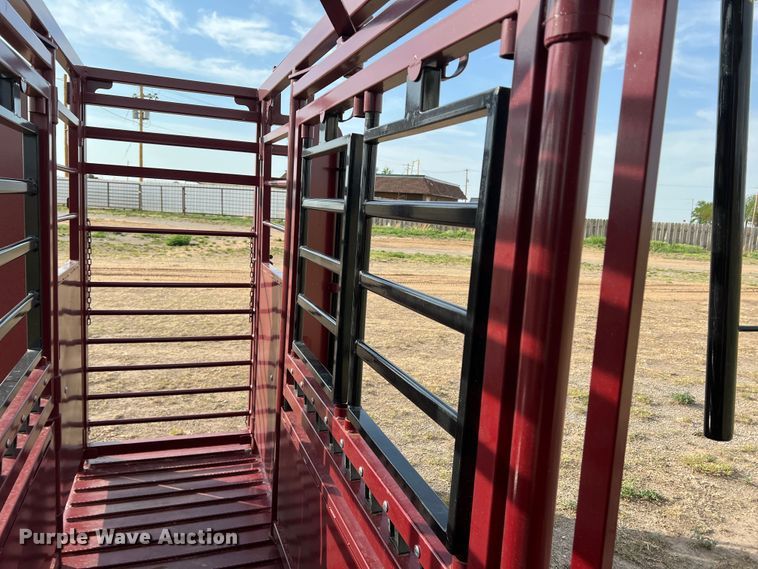 image for item DR1344 Livestock squeeze chute