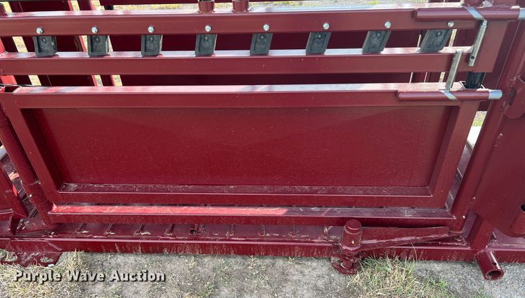 image for item DR1344 Livestock squeeze chute