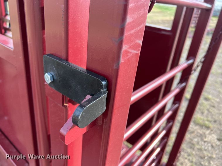 image for item DR1344 Livestock squeeze chute