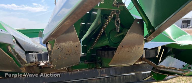 image for item DR1360 1995 John Deere 853A  all-crop head