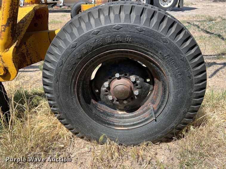 image for item DR1373 Implement carrier