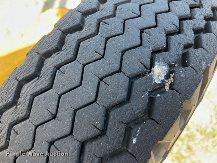 image for item DR1373 Implement carrier