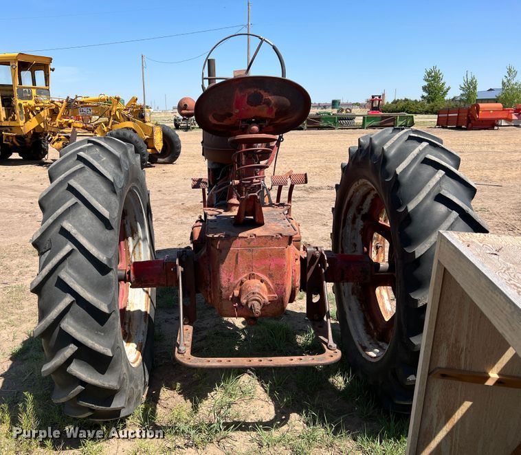 image for item DR1375 International M  tractor