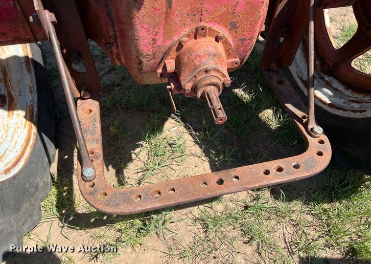 image for item DR1375 International M  tractor